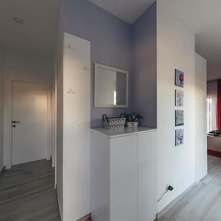 Gina Apartment