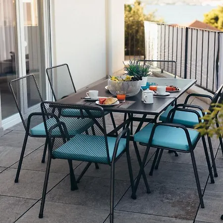 Apartment Gina Trogir